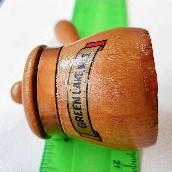 Vintage wooden S&P Shakers, Green Lakes WS - Picture 7 of 12